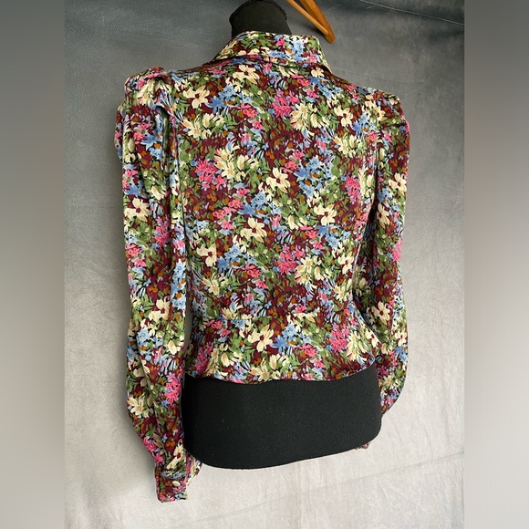 Floral puff sleeve button up blouse with Peter Pan collar size small - Picture 5 of 9